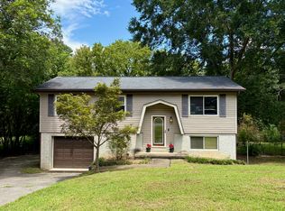 1619 N Chester Rd, Hixson, TN 37343