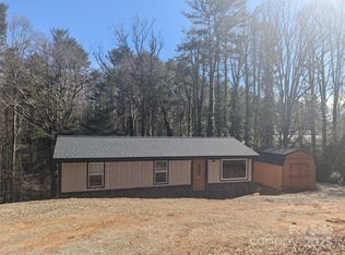 11 Kennedy Rd, Weaverville, NC 28787