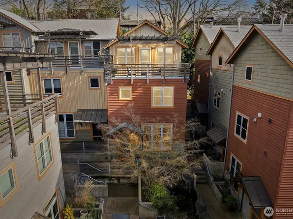 3824 Evanston Avenue N #6, Seattle, WA 98103