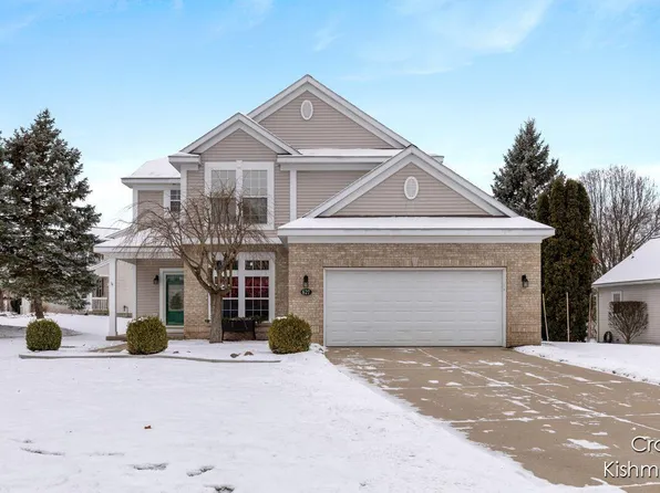 627 Hartfield Dr SE, Ada, MI 49301