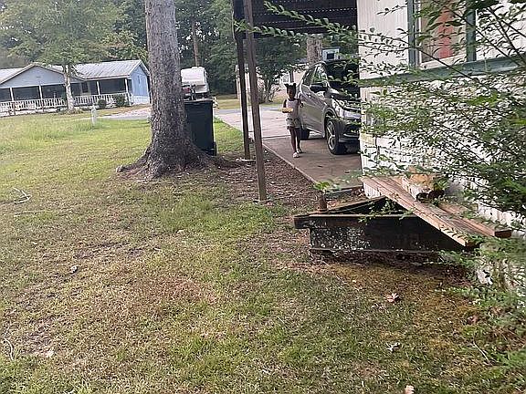 5th image of 2403 Donna Dr