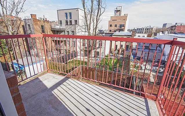 Rented by Level Group | media 19