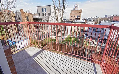 Rented by Level Group