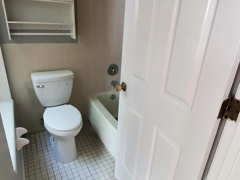 5387 Pershing Ave #A — Photo 11