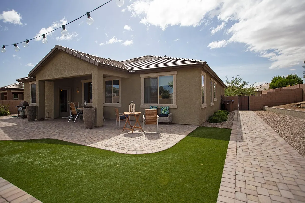 Building Photo - 11141 W Red Quartz Trl