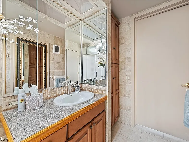 12700 Lake Ave #405 — Photo 38