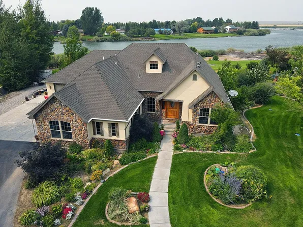 31 N 3202 E, Idaho Falls, ID 83401