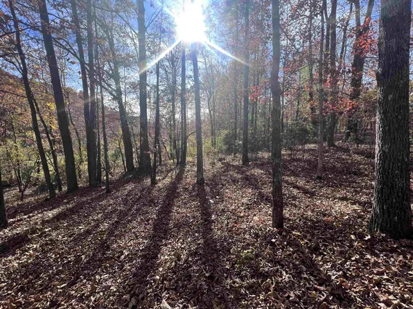 Northshore Dr, Jackson, TN 38305