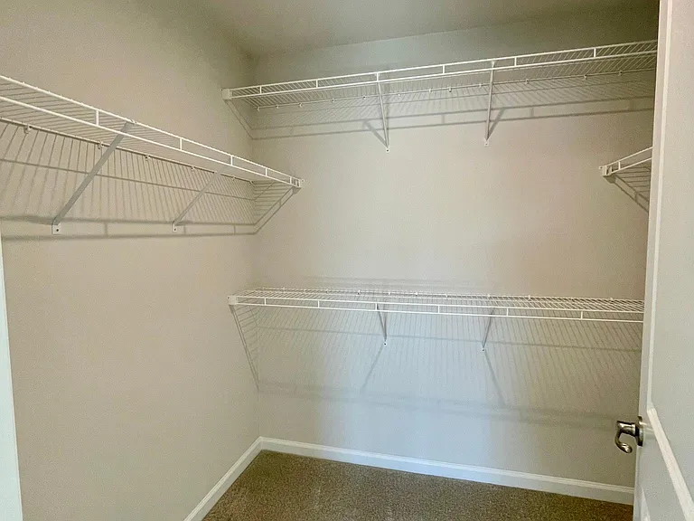 135 Dripping Spring Dr — Photo 19