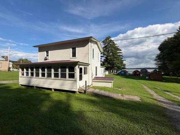 2814 A & B County Rte #6, Hammond, NY 13646
