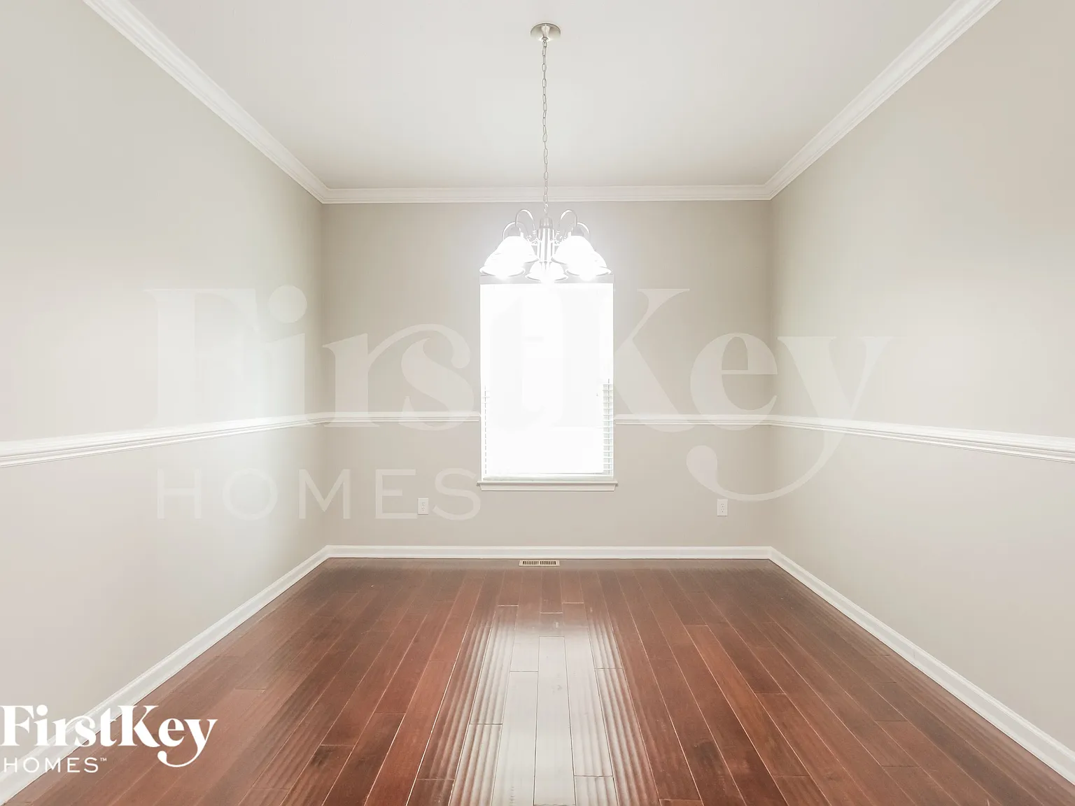 3 bed, 2.5 bath, 3952 sqft, $2,750 — Photo 4