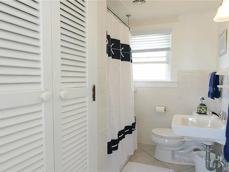 10 Weston Rd — Photo 22