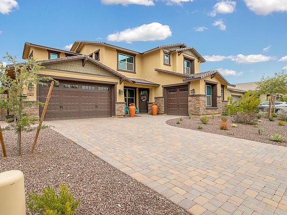 3rd image of 20436 W Briarwood Dr