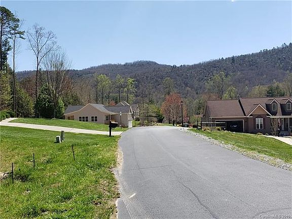 2nd image of 32 N Crab Meadow Dr