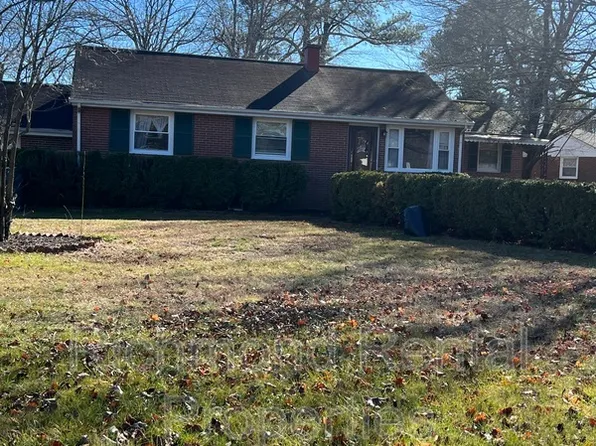 9505 Nandina Dr, Henrico, VA 23228