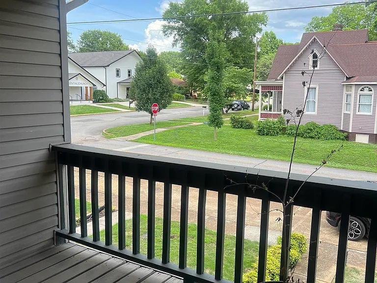 427 Russell St NE — Photo 13