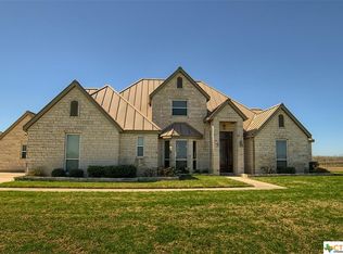 622 Spur 95, Gonzales, TX 78629