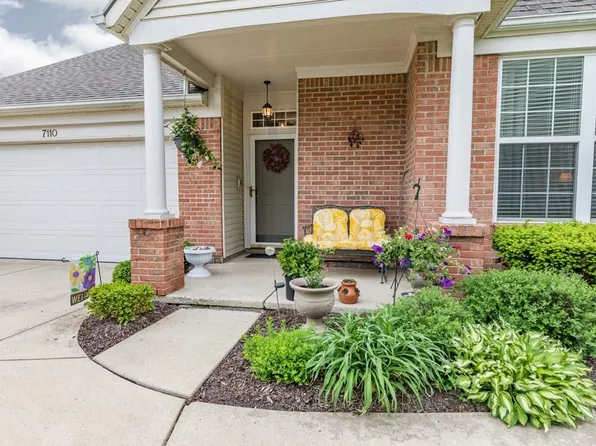 7110 Brookmeadow Dr, Centerville, OH 45459