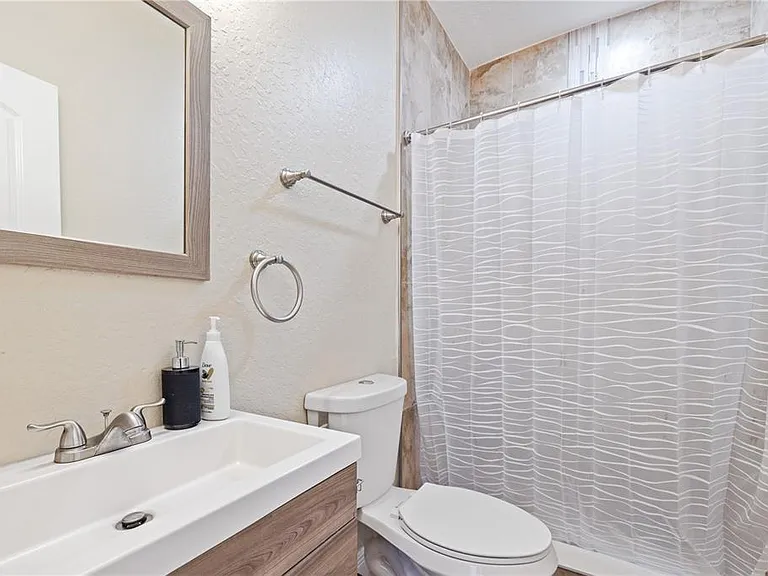 3808 N Tampa St — Photo 29