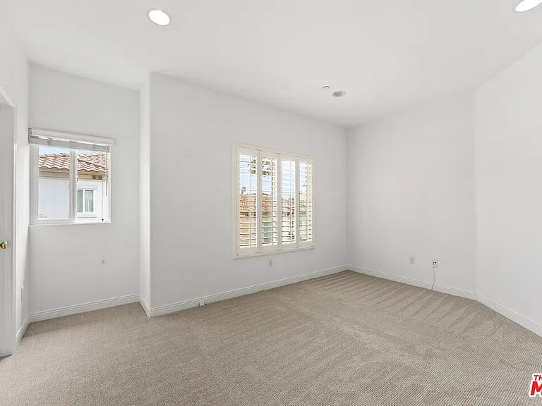 5738 Celedon Crk — Photo 26