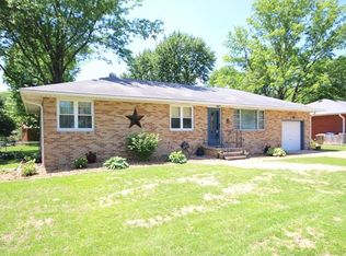 705 Lafayette Ave, Godfrey, IL