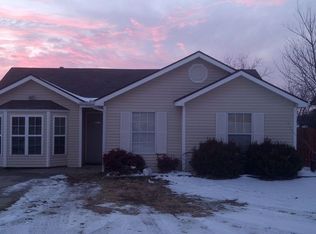 104 Estates Dr, Green Forest, AR 72638