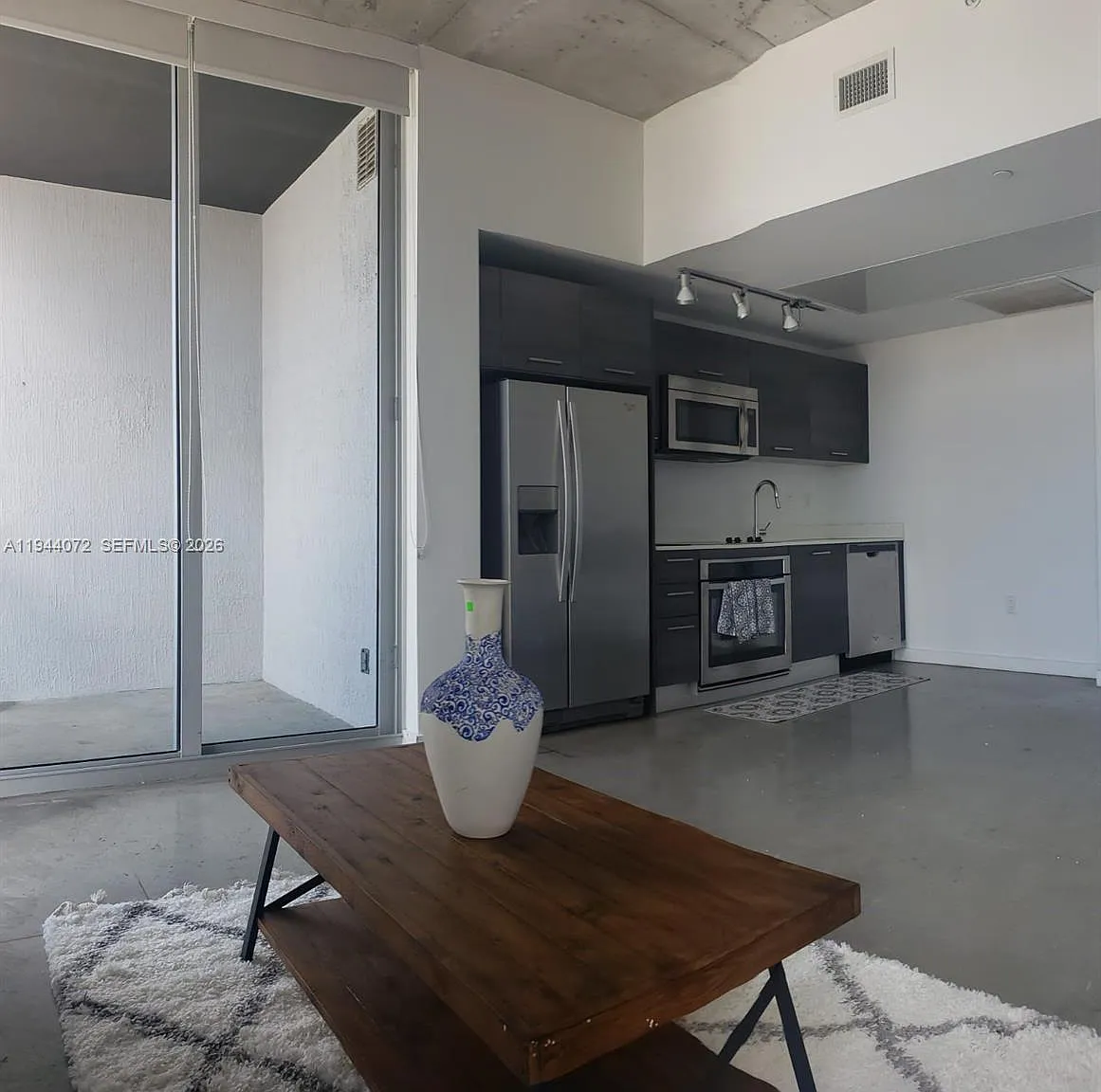 Centro Condo — Photo 4