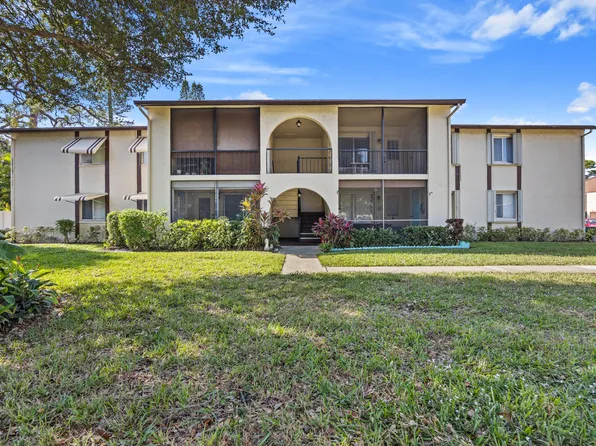 3622 La Playas Court #B-2, Greenacres, FL 33463