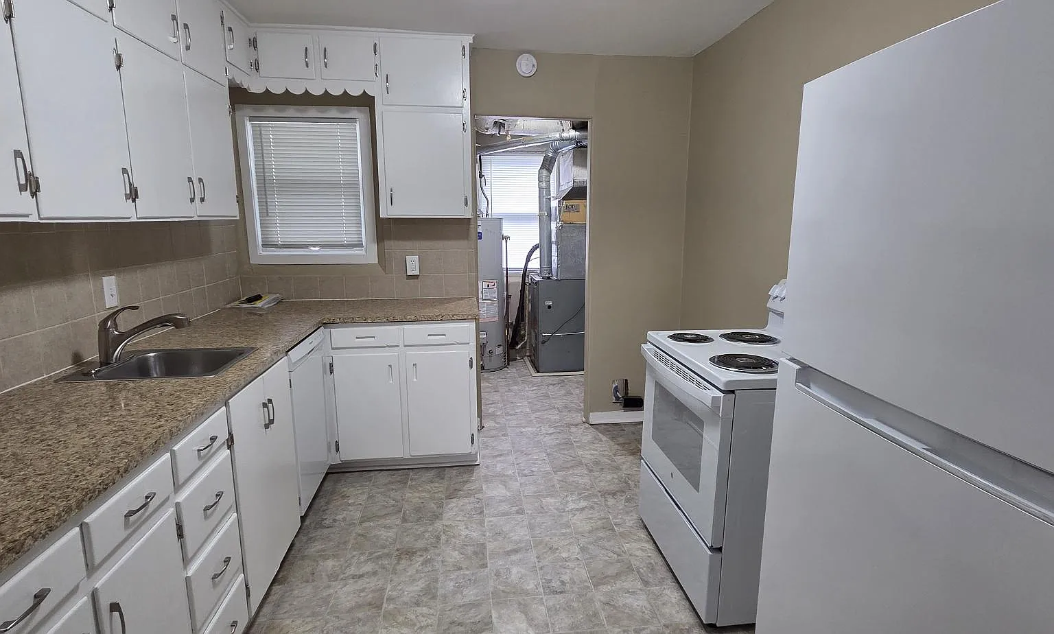 2 bed, 762 sqft, $825 — Photo 4