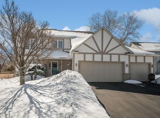 17573 Lenox Cir, Eden Prairie, MN 55347