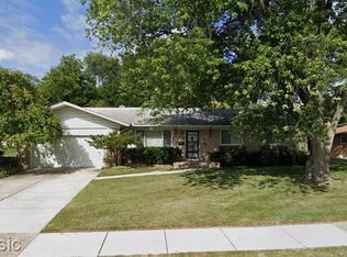 32649 Desmond Dr, Warren, MI 48093