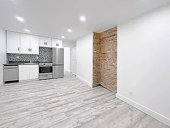 55 Spring Street, #3FR
