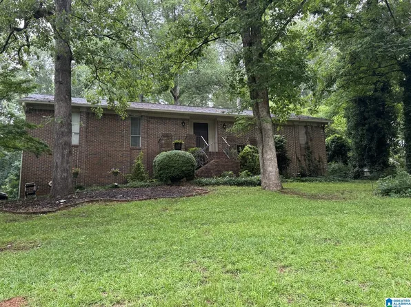 105 Maple St, Maylene, AL 35114