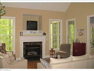 3rd image of 8184 Oak Creek Dr