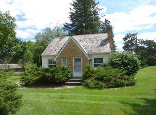 5839 Lake Dr, Haslett, MI 48840