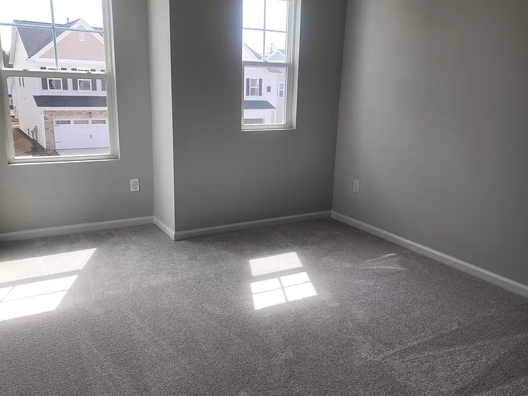 508 Hanover Shore Ln — Photo 8