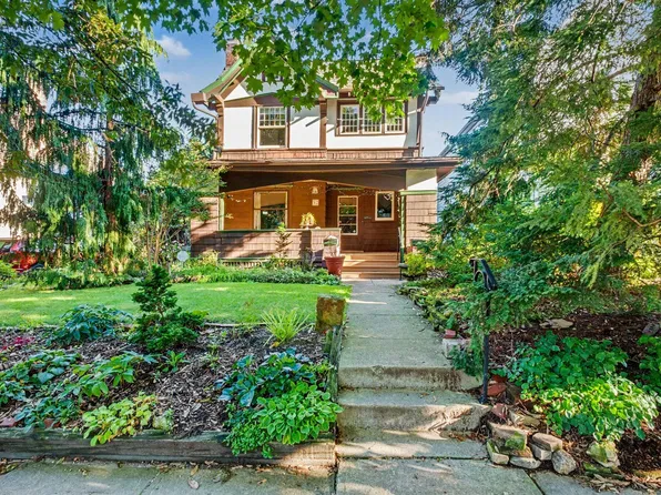 52 Crestview Rd, Columbus, OH 43202