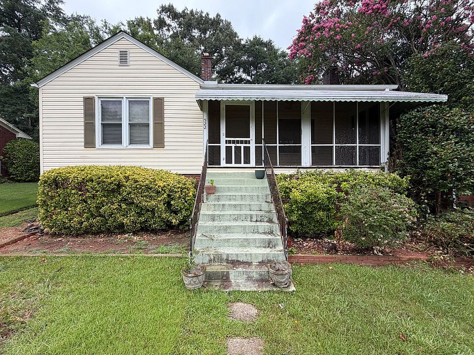 1st image of 522 Grove Rd