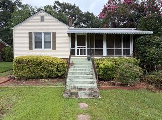 522 Grove Rd, Greenville, SC 29605