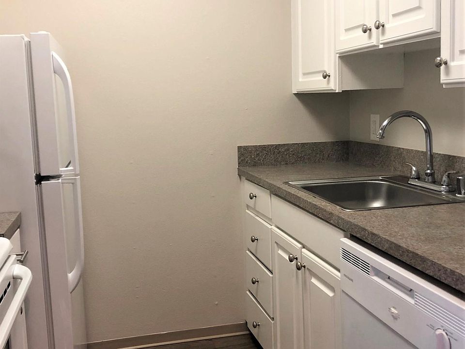 1st image of 5825 200th St SW #130