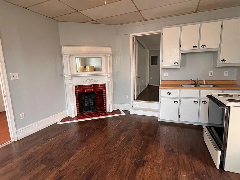 109 E Congress St #100 — Photo 3