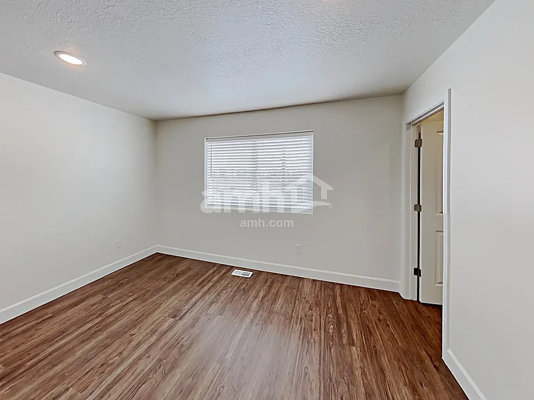 1419 E Perelle Ln — Photo 23