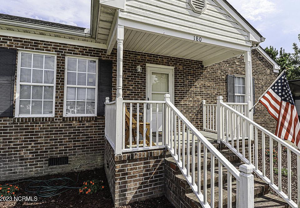 180 Red Cardinal Lane, NC 27864 Zillow