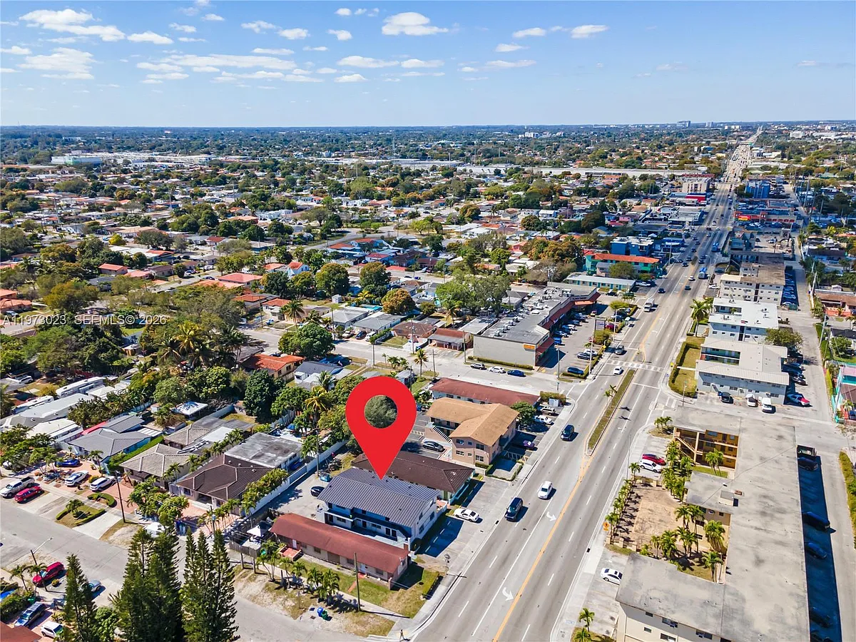 Building Photo - 6406 W Flagler St #1