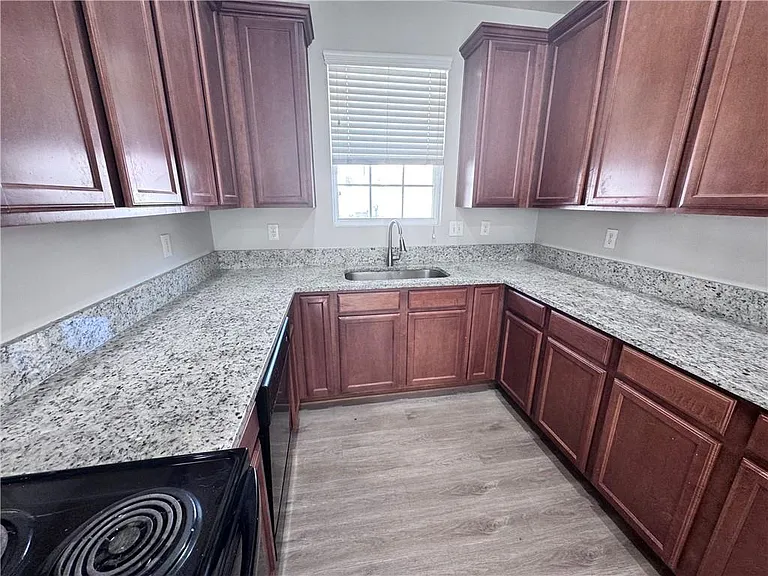 3660 Roseman Lndg — Photo 6
