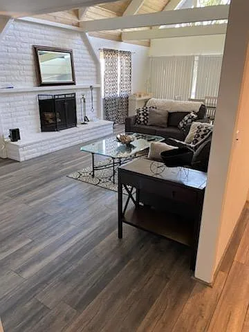 Sequoia Dr — Photo 5
