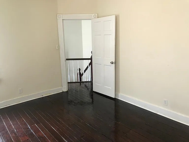 3102 E Marshall St — Photo 18