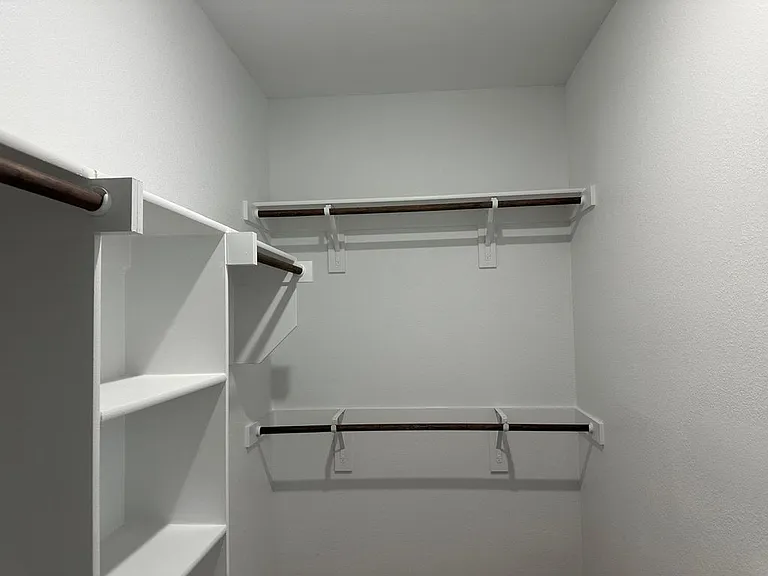 1842 White Ash Way — Photo 27