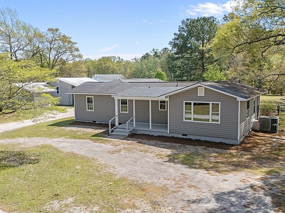 3rd image of 393 Old Vanceboro Road