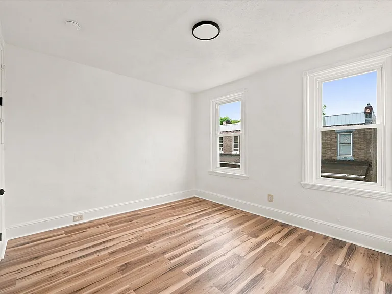 5120 Folsom St — Photo 7